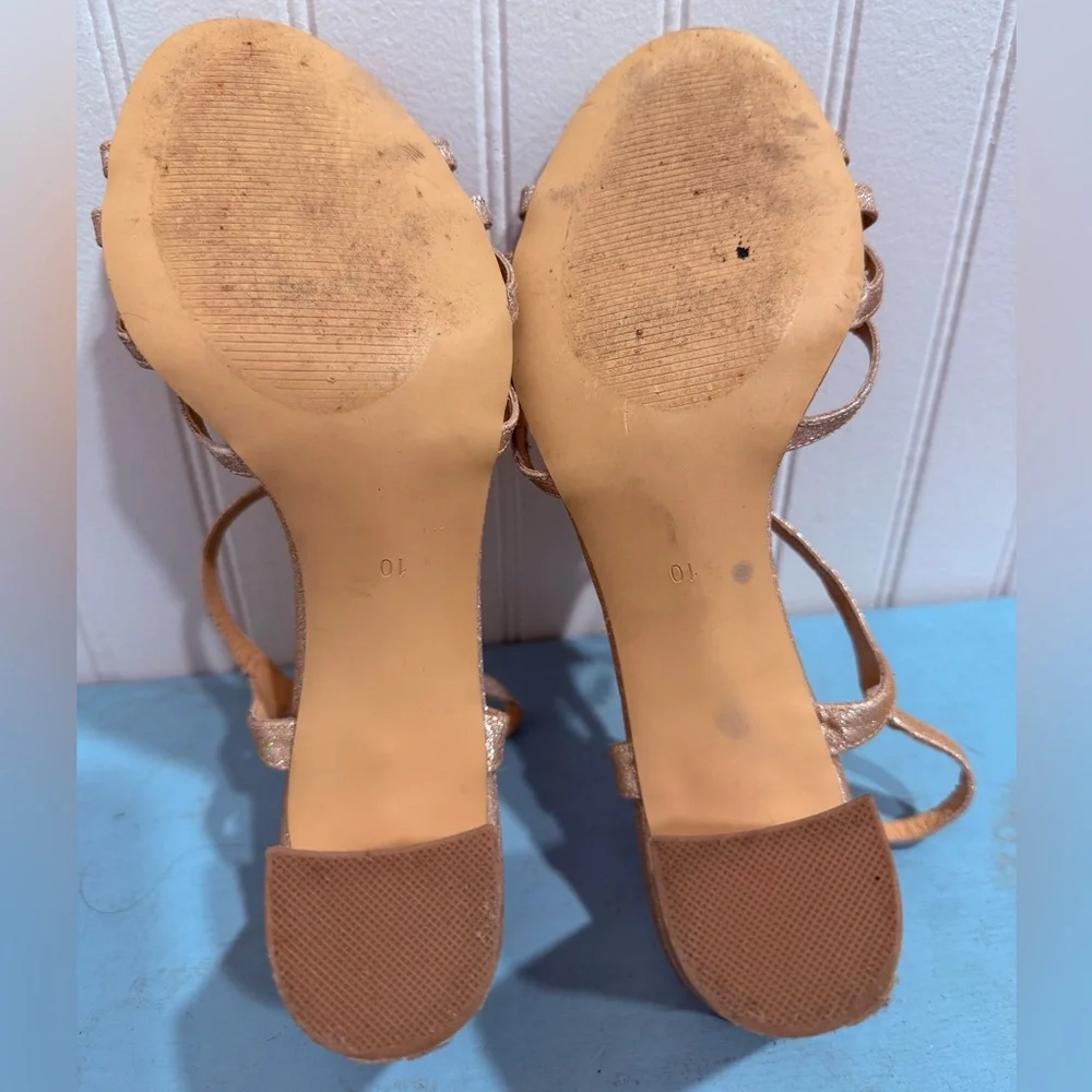 American Glamour Badgley Mischka Gold Glittery Heeled Sandals - Picture 3 of 4